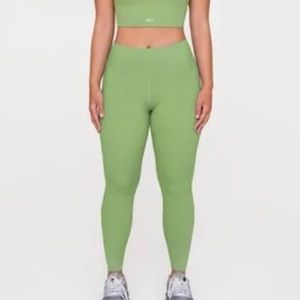 Set Active Sports Bra & Leggings Matching Set